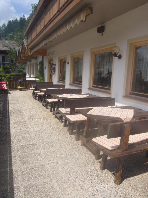 Hotel Silvesterhof Dobbiaco Exterior foto